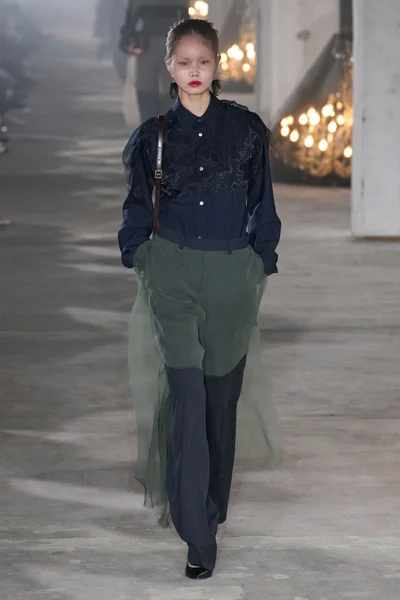 Look 46